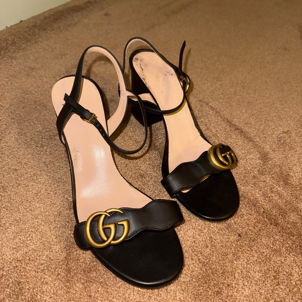 Gucci Black Marmont Scalloped Block Heel Sandals